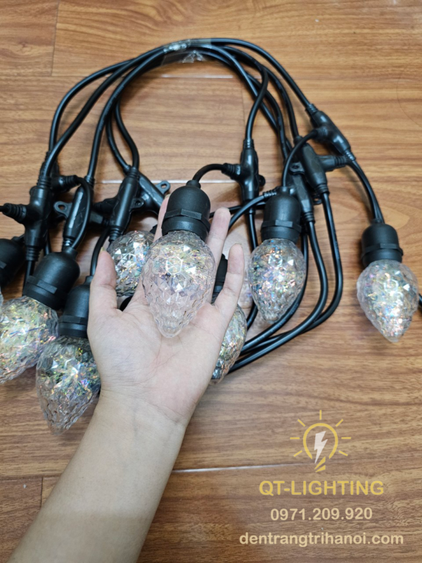 Bóng E27 chất liệu nhựa cao cấp hình quả dâu tây - QTlighting
