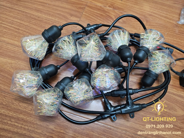 Bóng E27 chất liệu nhựa cao cấp hình thoi- QTlighting