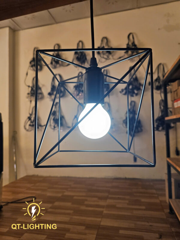 Đèn Thả Khung sắt vuông- sơn tĩnh điện cao cấp- QTlighting