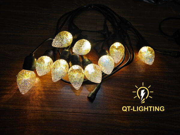 Bóng E27 chất liệu nhựa cao cấp hình quả dâu tây - QTlighting